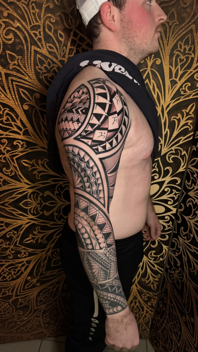 Skin & Art Tattoo – Arm-Tattoo