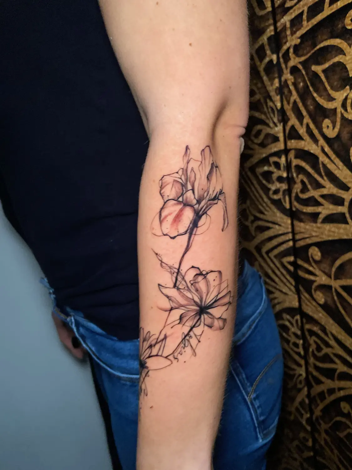  Skin & Art Tattoo – Blumentattoo